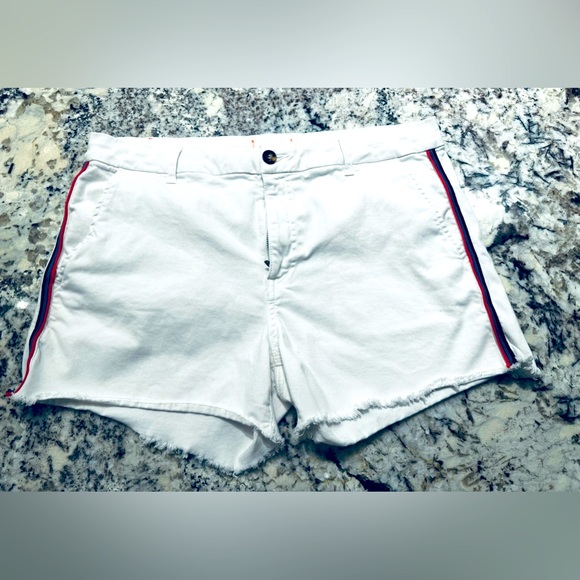 Sundry shorts - Picture 1 of 3
